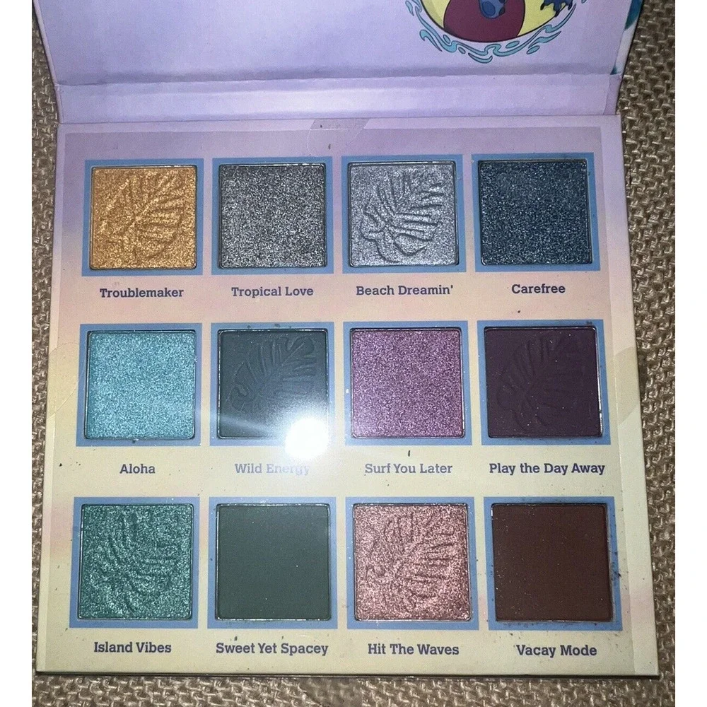 Disney's Stitch 12 Eyeshadow Palette - Lilo & Stitch